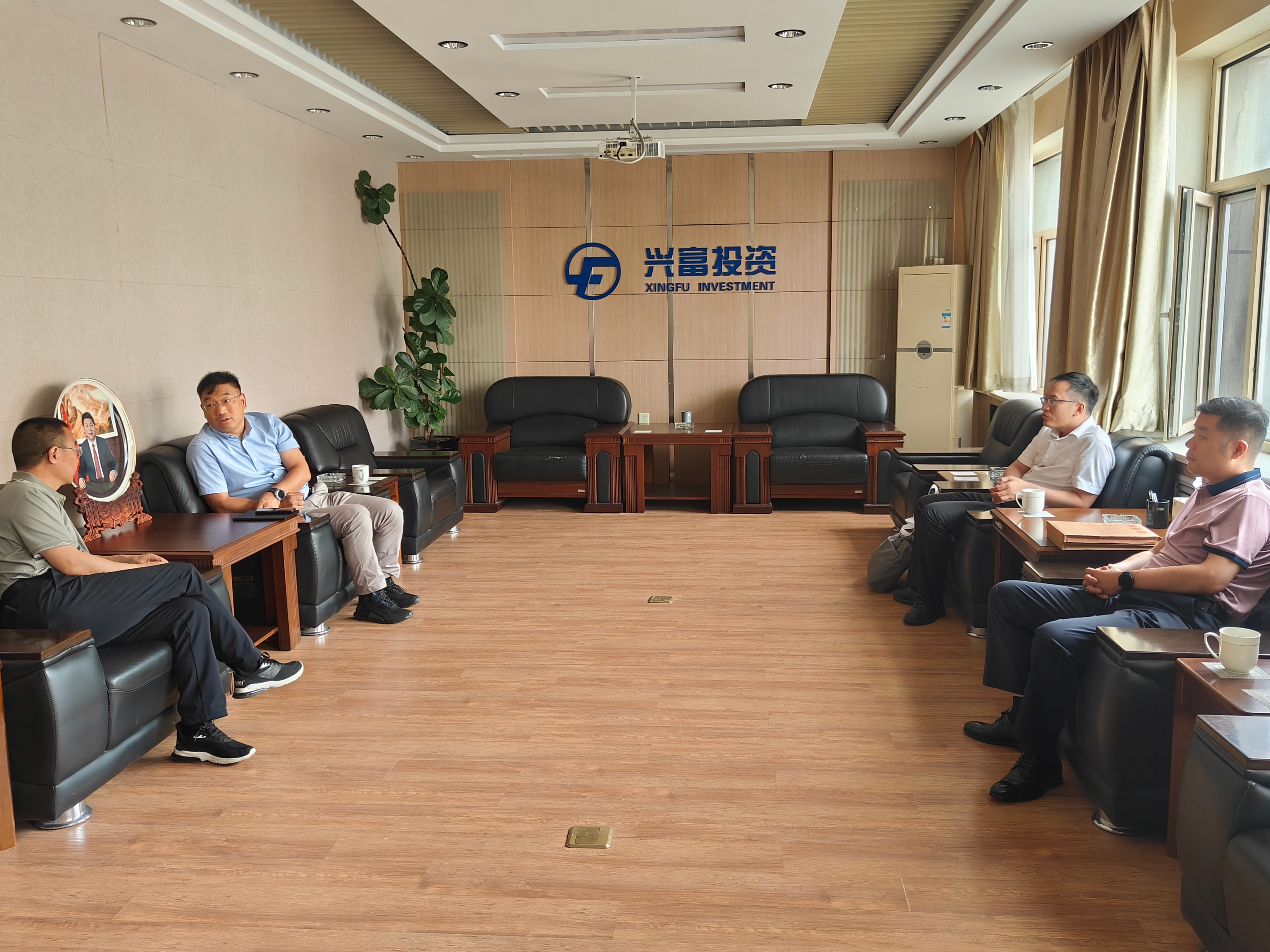 興富公司推進南京設計院加快高力罕、準哈諾爾煤田總規(guī)編制工作